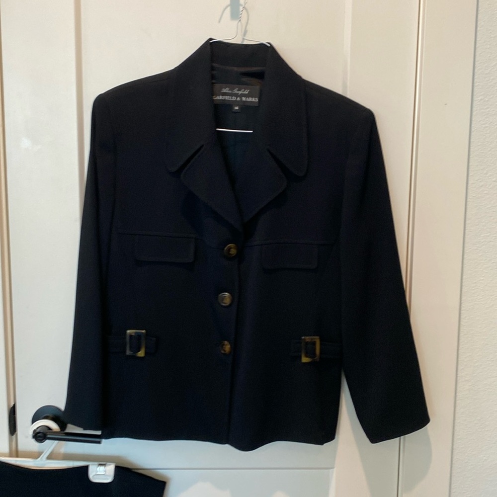 Alex Garfield (Garfield and‎ Marks) Women’s skirt and blazer set